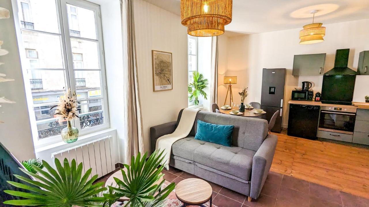 Cosy Calypso 2Ch - Quartier Des Halles & Parking Pau Buitenkant foto
